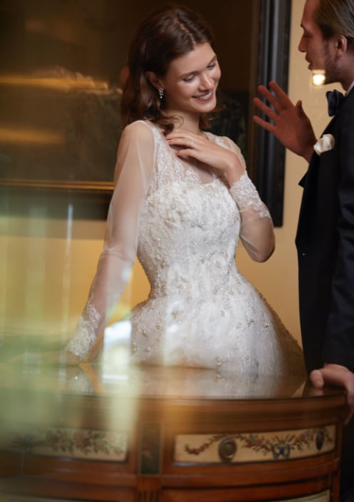 BRIDE : TAGETES  /  GROOM : TUXEDO KN-06 TAGLIATORE NAVY画像