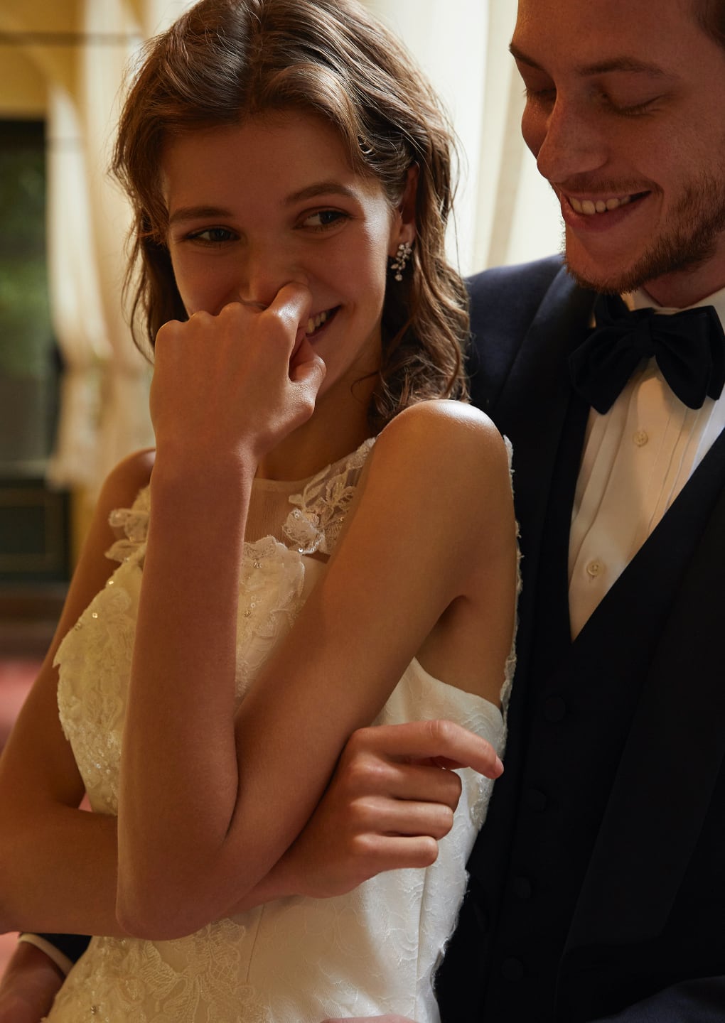 BRIDE : ROSA SERICEA / GROOM : TUXEDO KN-06 TAGLIATORE NAVY画像