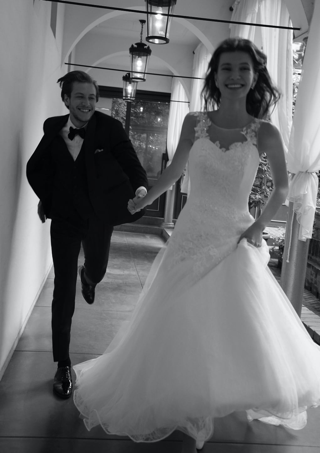 BRIDE : ROSA SERICEA / GROOM : TUXEDO KN-06 TAGLIATORE NAVY画像